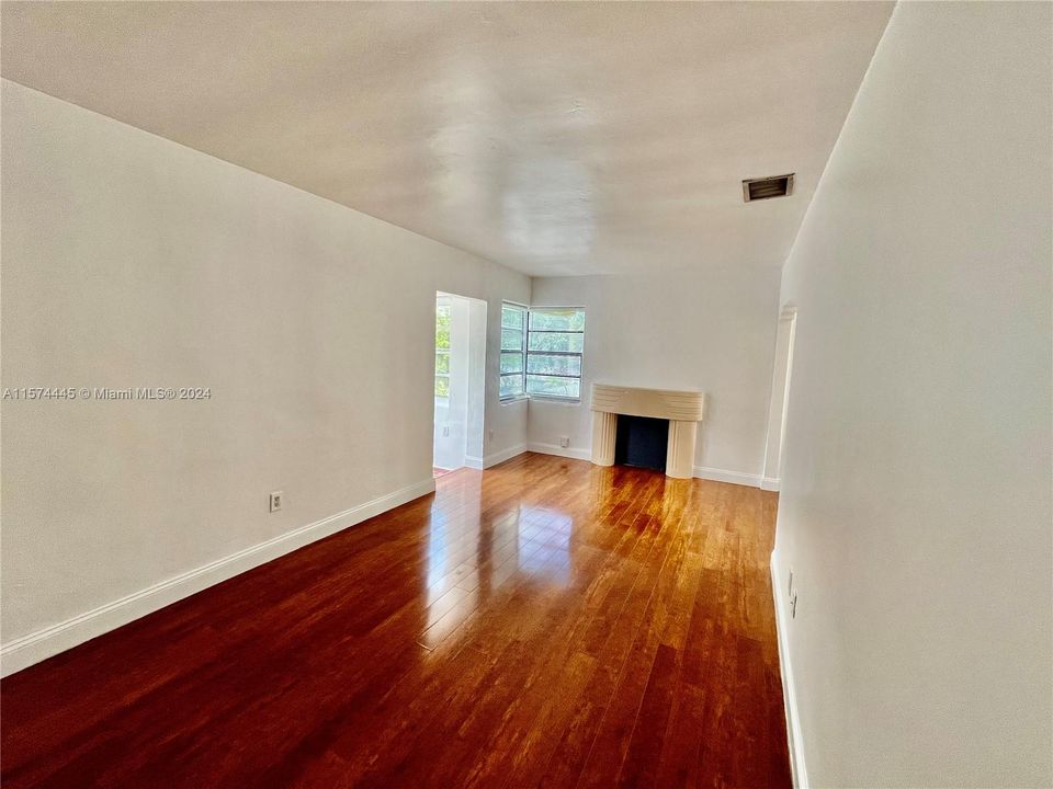 For Rent: $2,400 (2 beds, 1 baths, 0 Square Feet)
