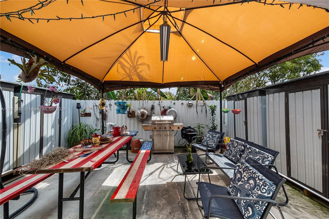 Active With Contract: $790,000 (0 beds, 0 baths, 2413 Square Feet)