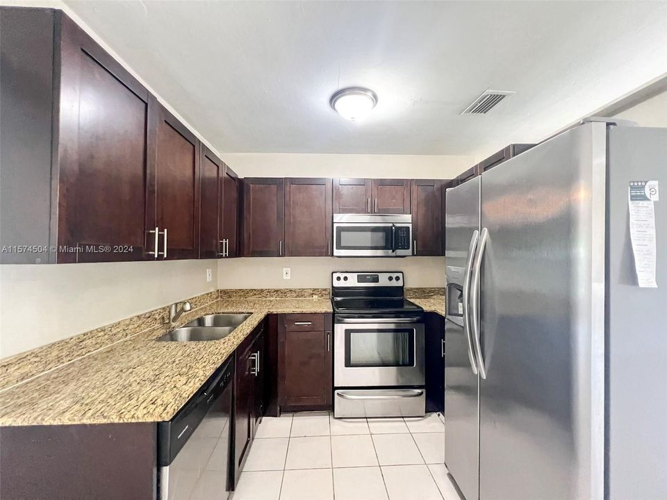 For Sale: $564,900 (3 beds, 2 baths, 1235 Square Feet)