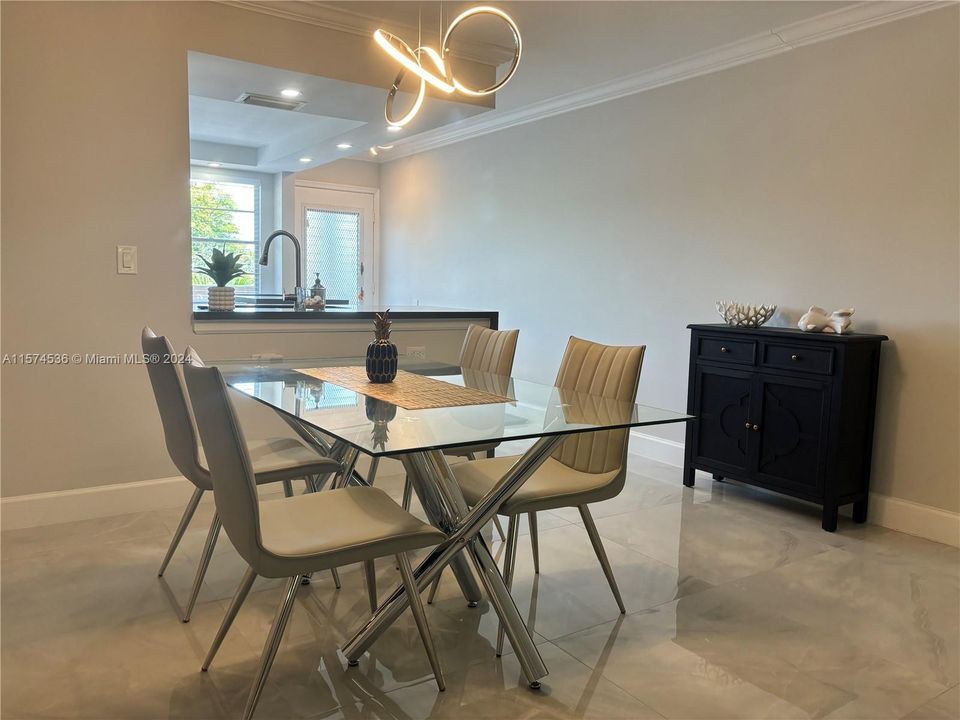 Recently Sold: $284,900 (2 beds, 2 baths, 1156 Square Feet)