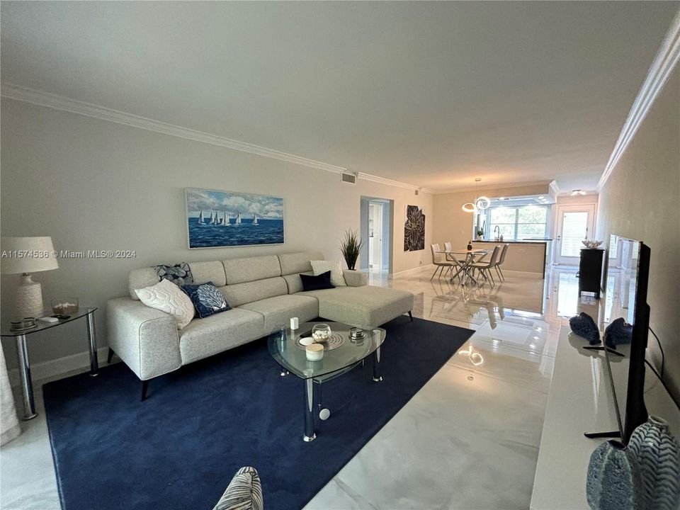 Recently Sold: $284,900 (2 beds, 2 baths, 1156 Square Feet)