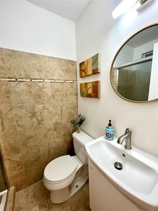 For Rent: $2,325 (1 beds, 1 baths, 428 Square Feet)