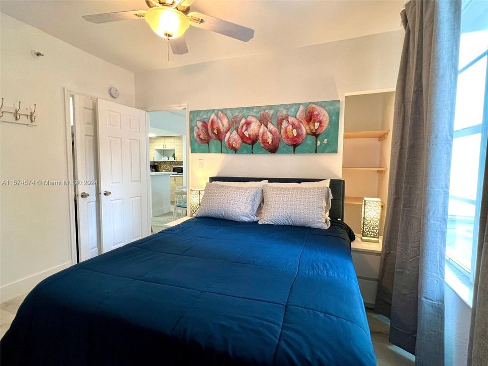 For Rent: $2,325 (1 beds, 1 baths, 428 Square Feet)