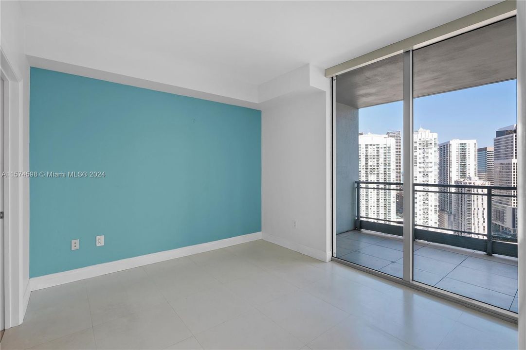 Active With Contract: $550,000 (2 beds, 2 baths, 1129 Square Feet)