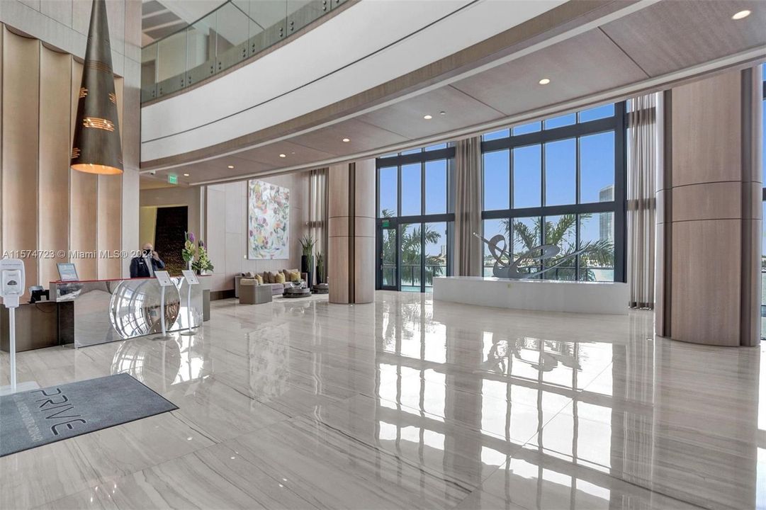 Active With Contract: $3,500,000 (3 beds, 4 baths, 2877 Square Feet)