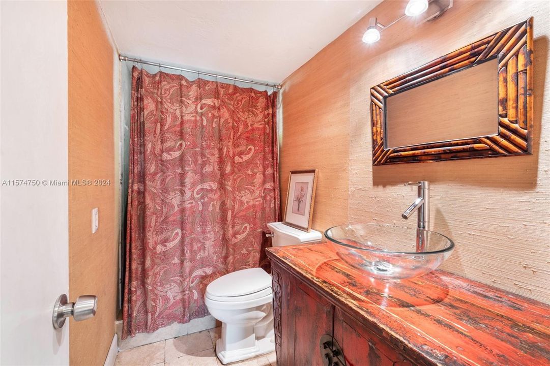 待售: $1,399,000 (3 贝兹, 2 浴室, 1955 平方英尺)