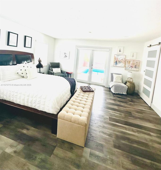 For Sale: $727,000 (3 beds, 2 baths, 2384 Square Feet)