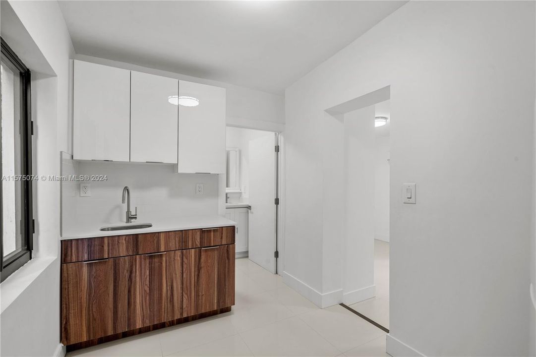 Active With Contract: $6,000 (4 beds, 3 baths, 2122 Square Feet)