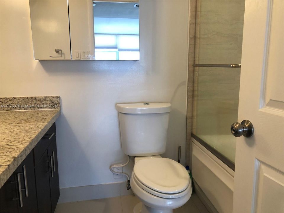 For Sale: $399,500 (2 beds, 2 baths, 1565 Square Feet)