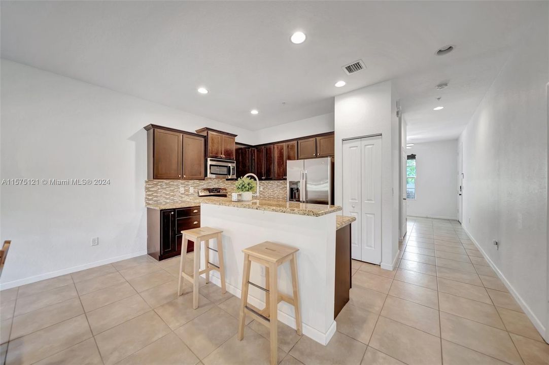 Active With Contract: $497,000 (3 beds, 2 baths, 2037 Square Feet)