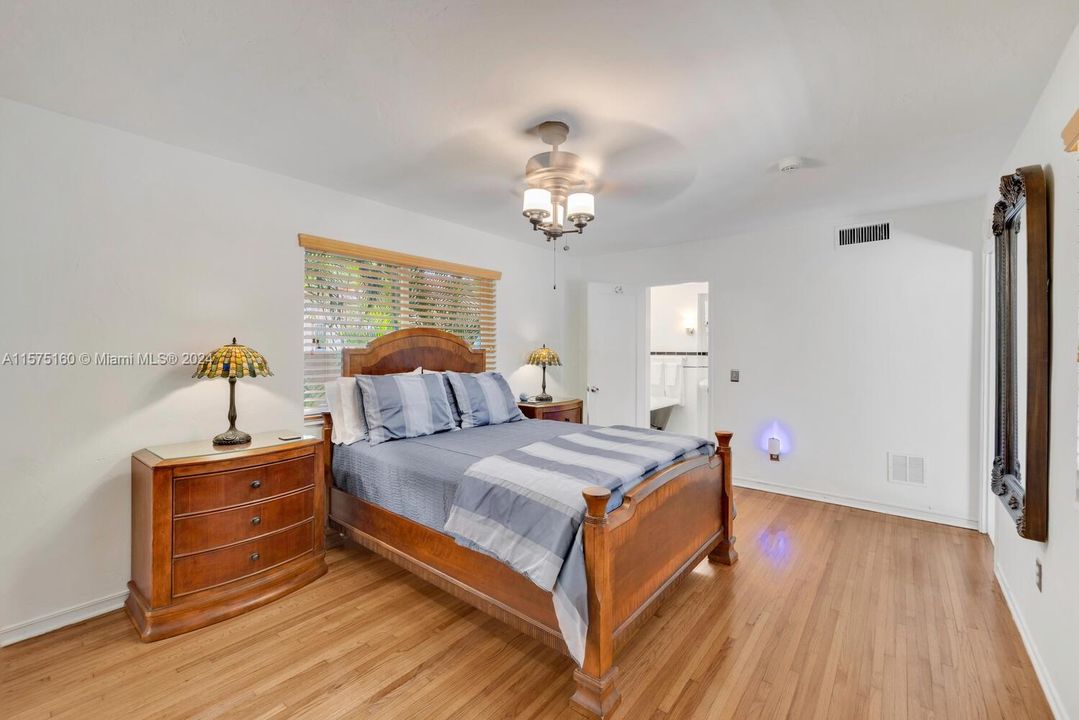 For Sale: $1,248,000 (3 beds, 2 baths, 1473 Square Feet)