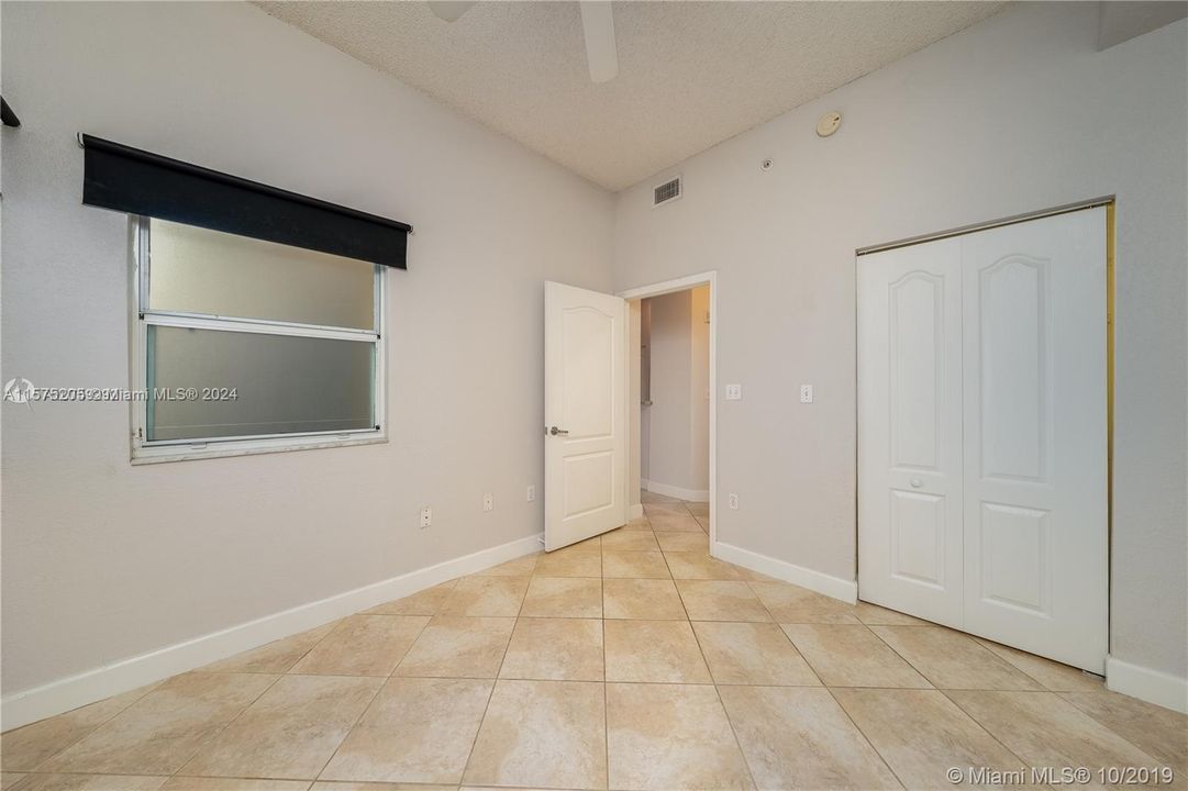 For Rent: $2,100 (1 beds, 1 baths, 522 Square Feet)