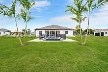For Sale: $1,350,000 (5 beds, 3 baths, 3093 Square Feet)