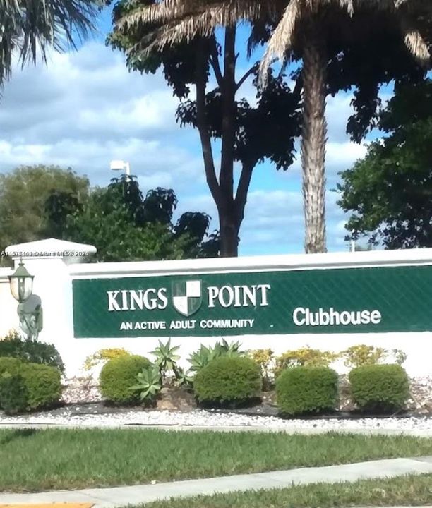 KINGS POINT ENTRANCE