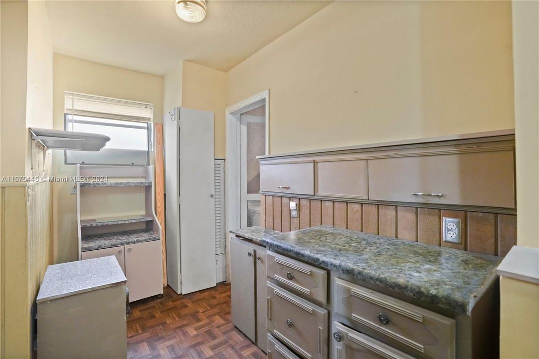 For Sale: $475,000 (2 beds, 2 baths, 1615 Square Feet)