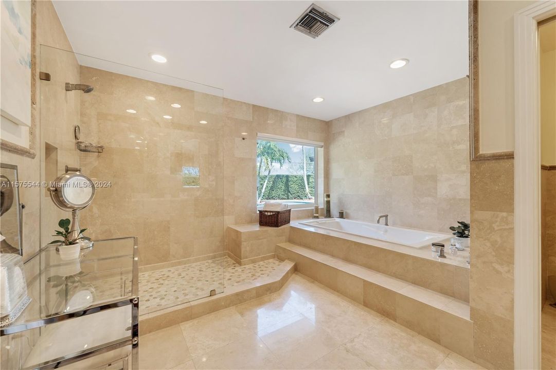 待售: $2,899,000 (5 贝兹, 5 浴室, 3745 平方英尺)
