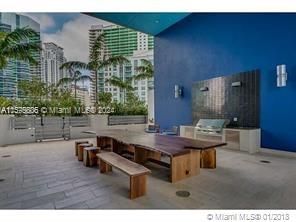 For Sale: $750,000 (1 beds, 1 baths, 965 Square Feet)