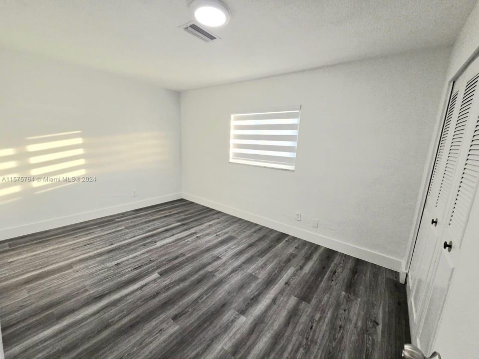 For Rent: $3,900 (3 beds, 2 baths, 1654 Square Feet)