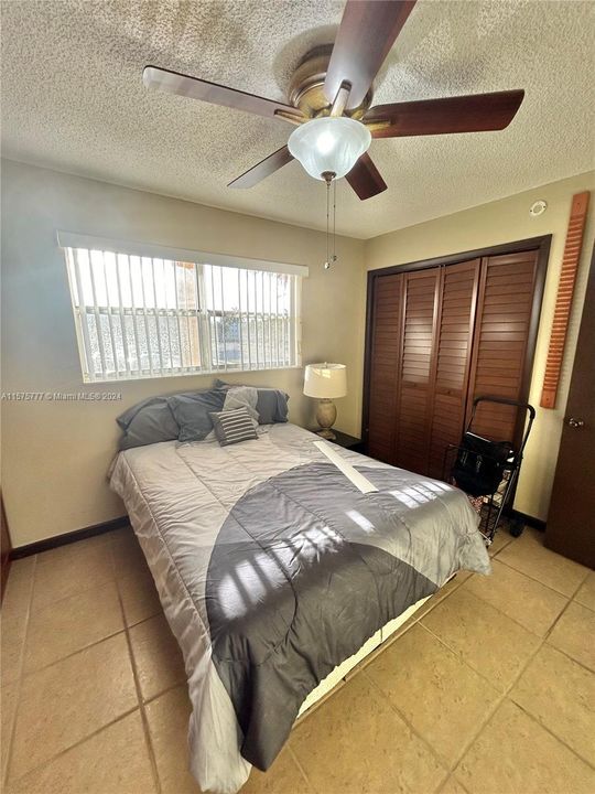 For Rent: $1,950 (2 beds, 2 baths, 850 Square Feet)