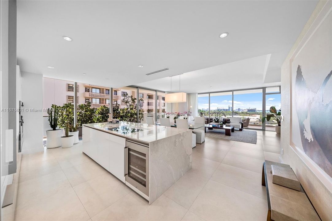 For Sale: $4,950,000 (2 beds, 2 baths, 1917 Square Feet)