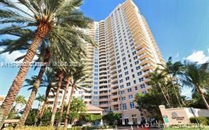 Active With Contract: $3,350 (2 beds, 2 baths, 1245 Square Feet)