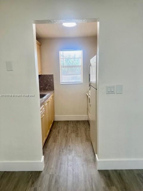 Recently Rented: $1,595 (1 beds, 1 baths, 560 Square Feet)