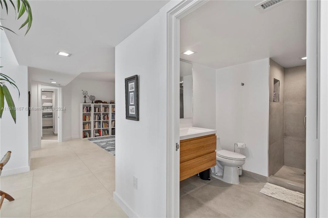 For Sale: $1,150,000 (2 beds, 2 baths, 1604 Square Feet)