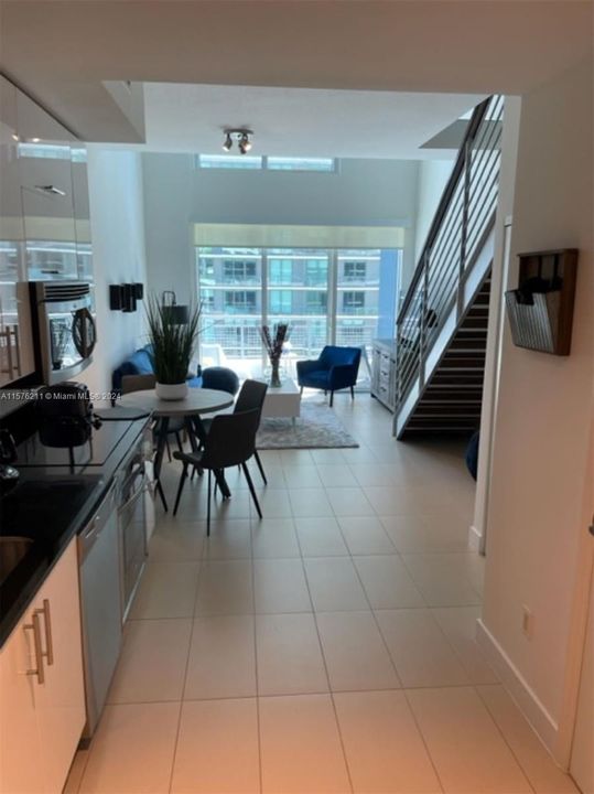 Recently Sold: $485,000 (1 beds, 1 baths, 785 Square Feet)