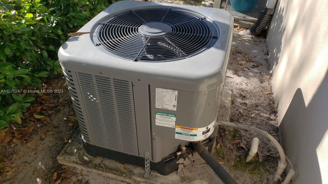 AC