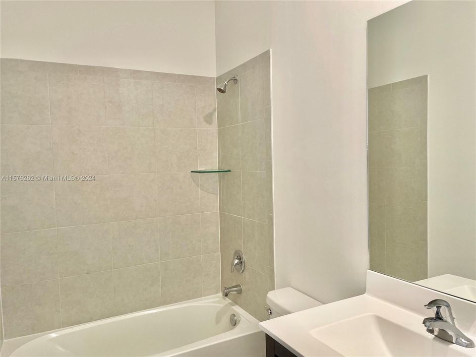 Active With Contract: $2,450 (3 beds, 2 baths, 1545 Square Feet)