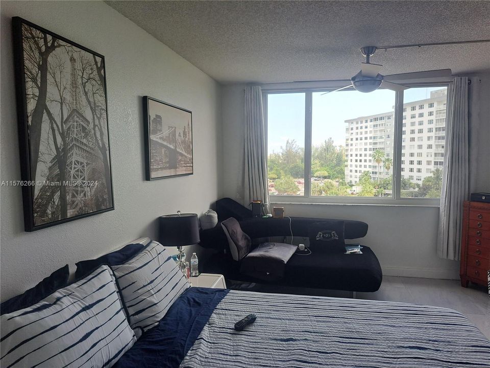 For Sale: $346,000 (2 beds, 2 baths, 1344 Square Feet)