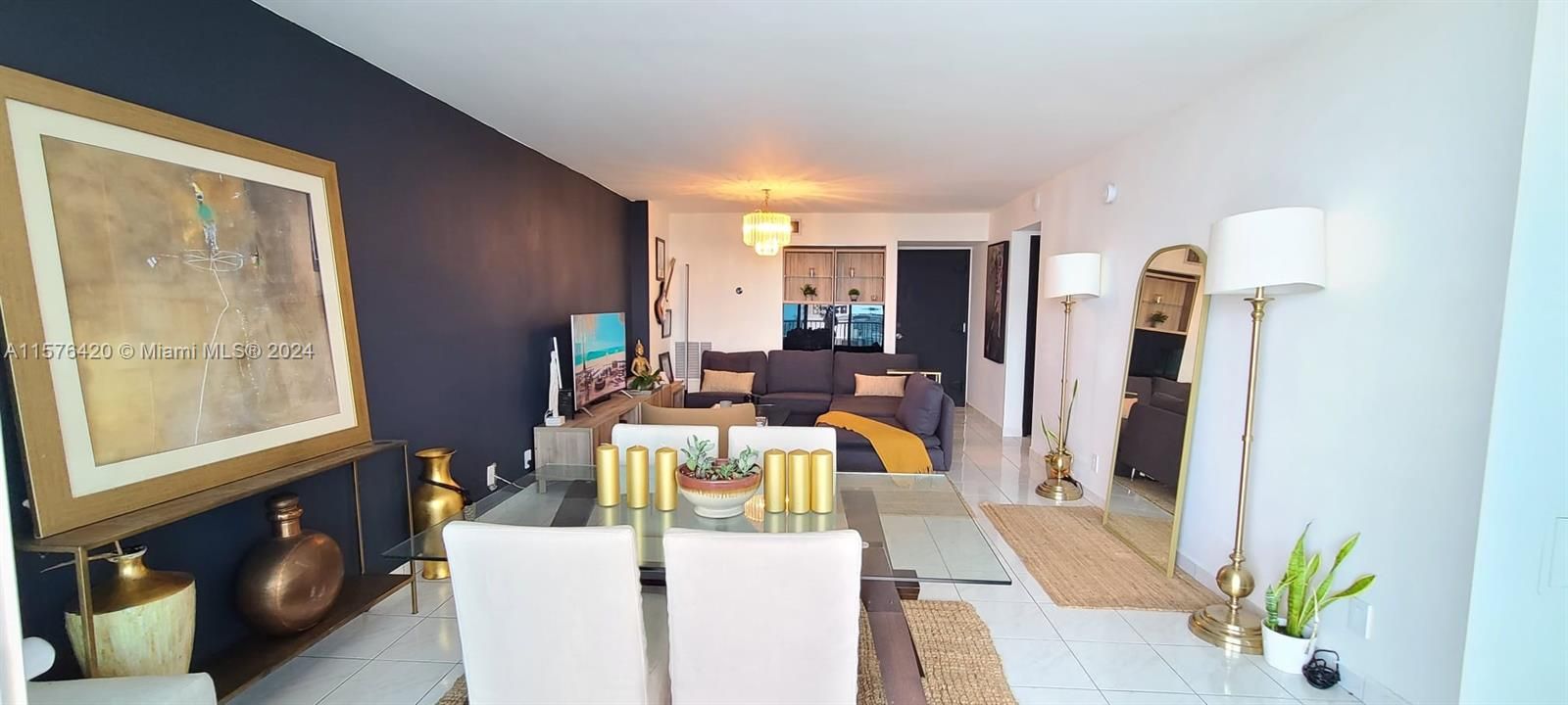 For Sale: $670,000 (1 beds, 1 baths, 1122 Square Feet)