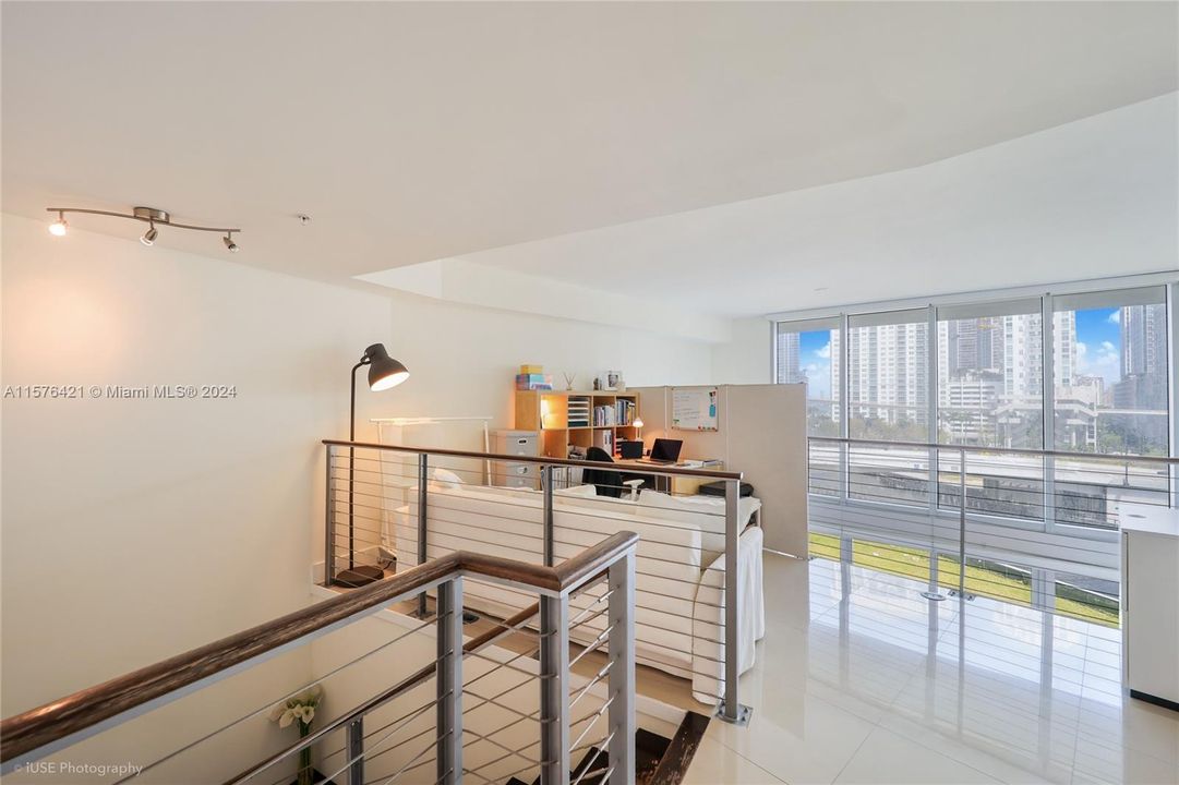 Active With Contract: $810,000 (3 beds, 3 baths, 1508 Square Feet)