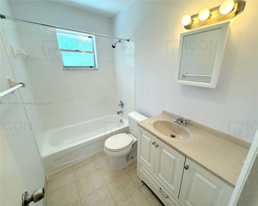 出租: $2,495 (3 贝兹, 2 浴室, 1572 平方英尺)