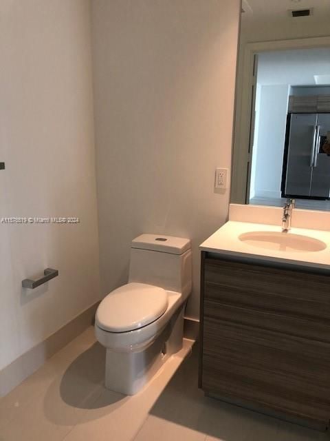 Recently Rented: $3,200 (1 beds, 2 baths, 679 Square Feet)