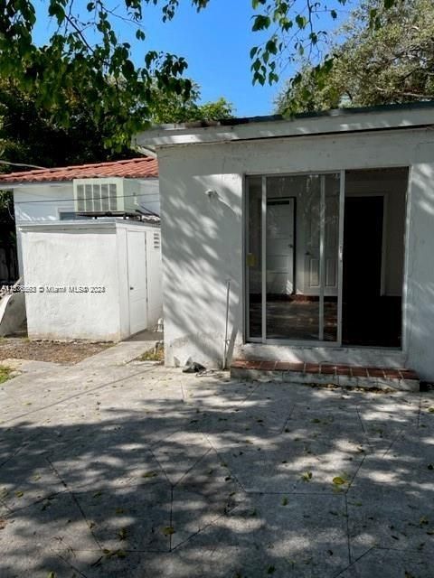 For Rent: $2,800 (3 beds, 2 baths, 0 Square Feet)