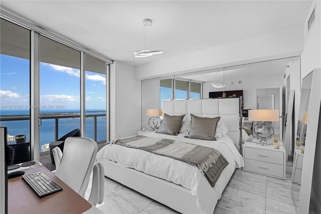 For Sale: $1,550,000 (2 beds, 2 baths, 1313 Square Feet)
