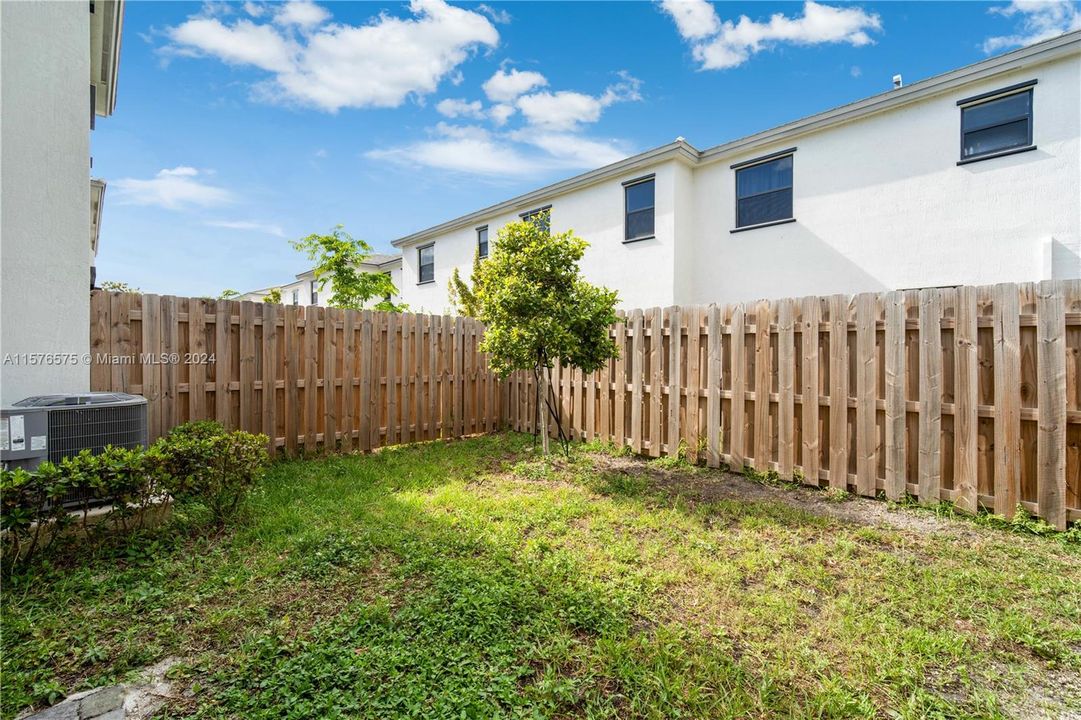 For Sale: $447,000 (3 beds, 2 baths, 1630 Square Feet)