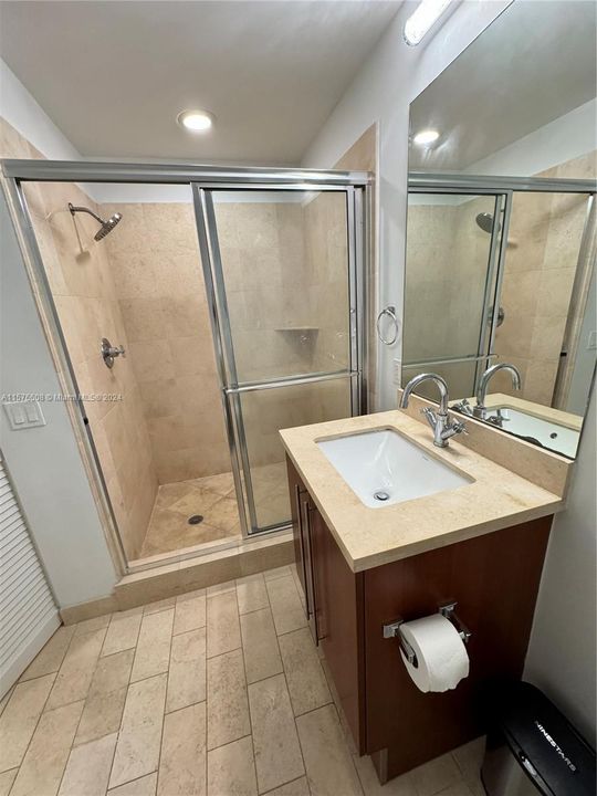 For Rent: $3,500 (1 beds, 1 baths, 0 Square Feet)