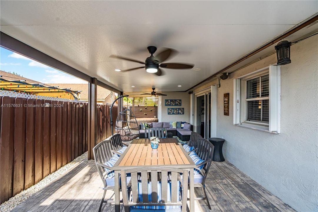 Active With Contract: $695,000 (3 beds, 2 baths, 1940 Square Feet)
