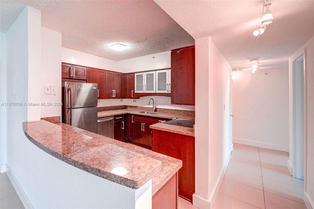 For Rent: $3,681 (2 beds, 2 baths, 1120 Square Feet)