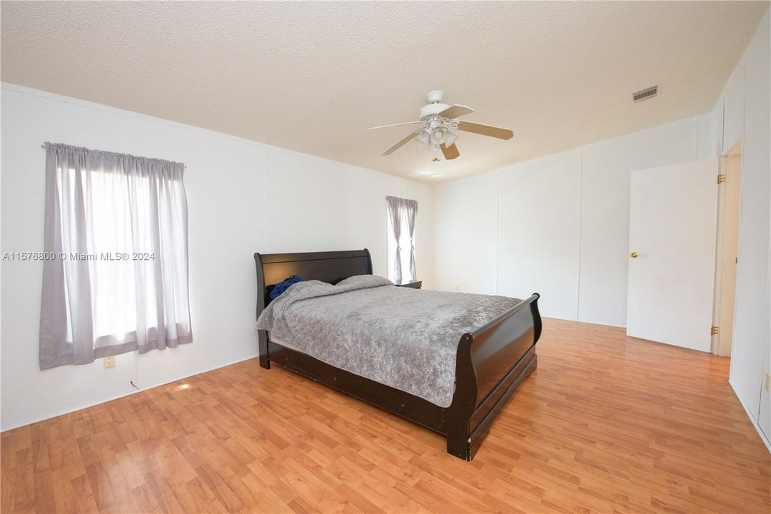 For Sale: $139,900 (3 beds, 2 baths, 0 Square Feet)