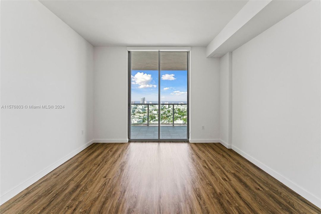For Rent: $4,175 (1 beds, 1 baths, 851 Square Feet)
