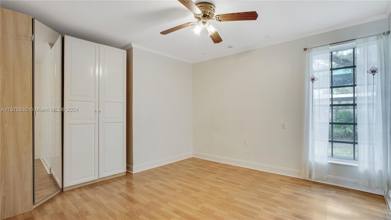 Active With Contract: $7,000 (4 beds, 2 baths, 2104 Square Feet)
