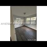 For Sale: $369,900 (2 beds, 1 baths, 893 Square Feet)