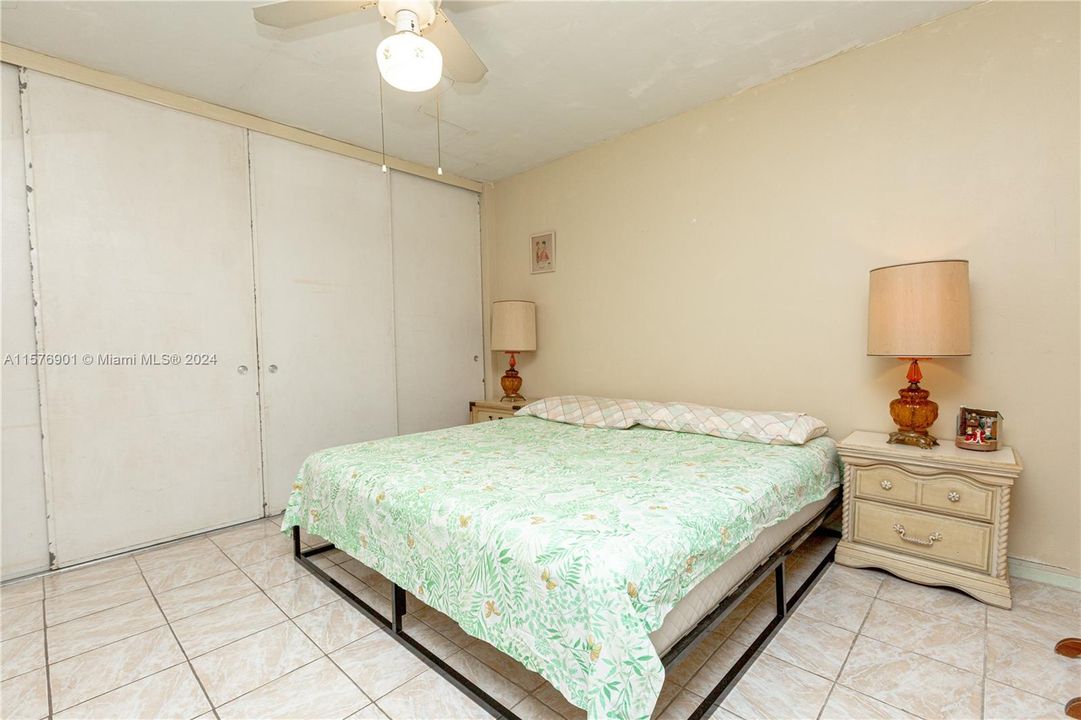 For Sale: $149,777 (1 beds, 1 baths, 580 Square Feet)