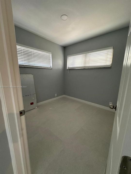 For Rent: $3,200 (3 beds, 2 baths, 2372 Square Feet)
