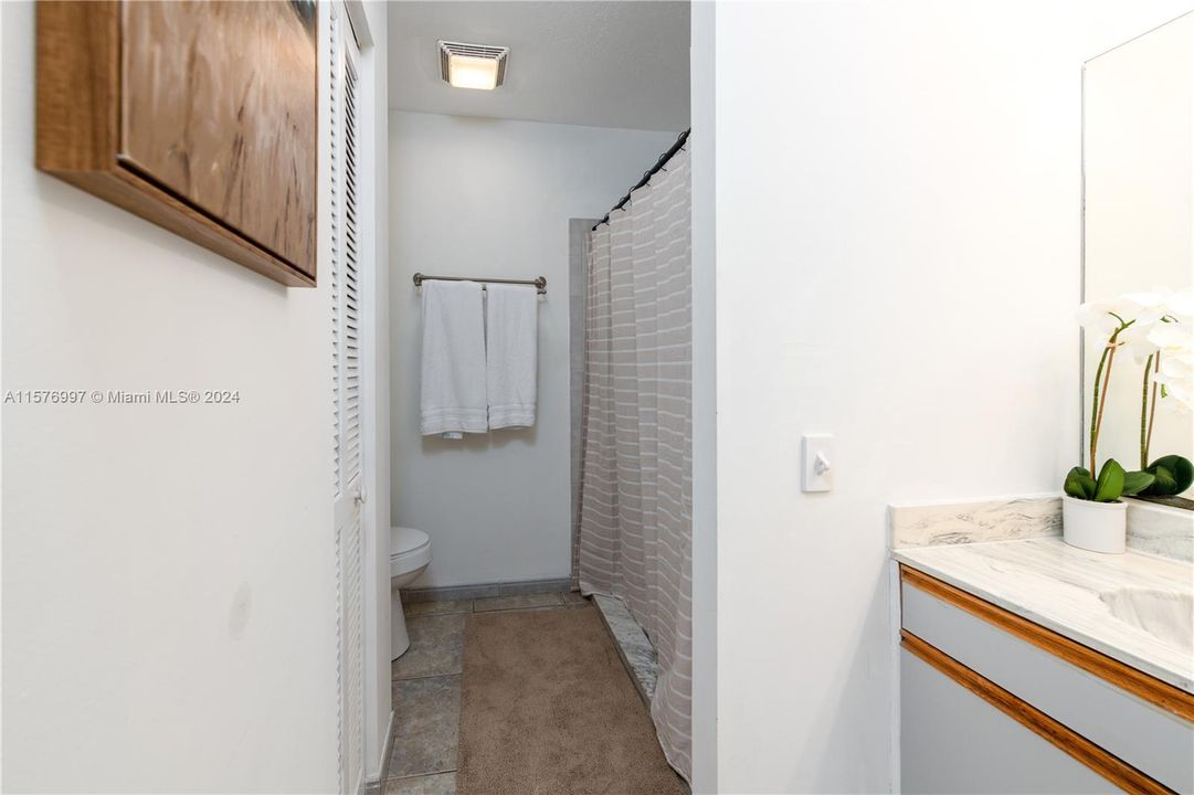 出租: $3,500 (3 贝兹, 2 浴室, 1509 平方英尺)