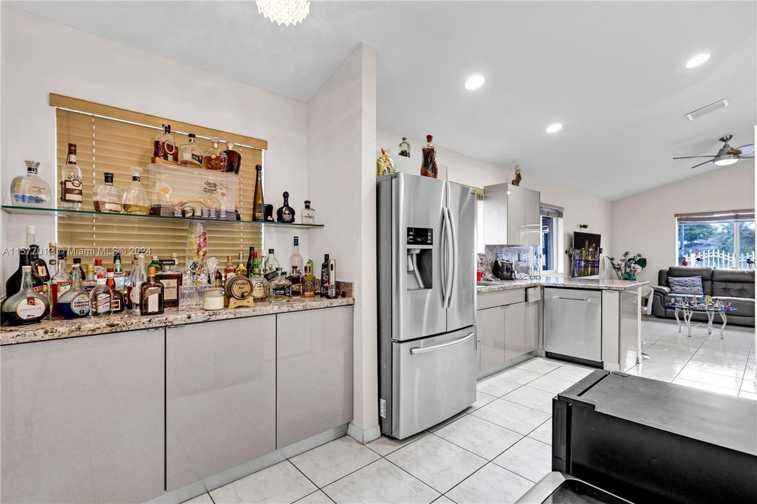 Active With Contract: $725,000 (3 beds, 2 baths, 1611 Square Feet)