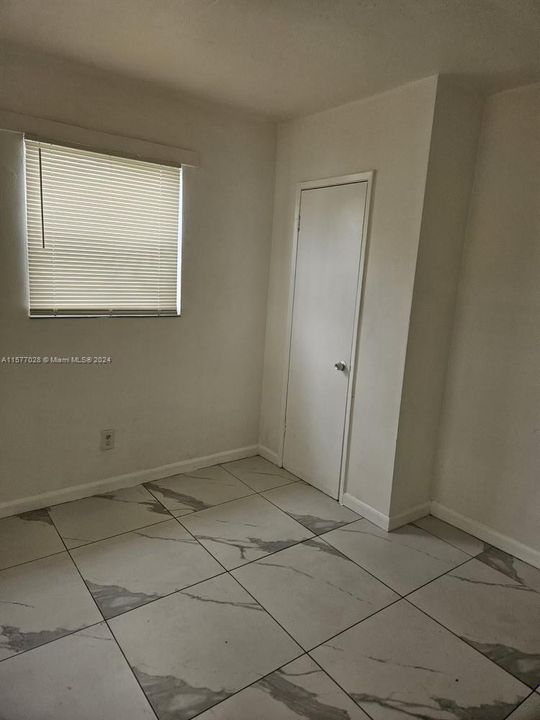 Recently Rented: $1,850 (2 beds, 1 baths, 1236 Square Feet)